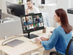 GPG-25-MON-VG2441V-Scenario-Photo-Office_pc_l.webp