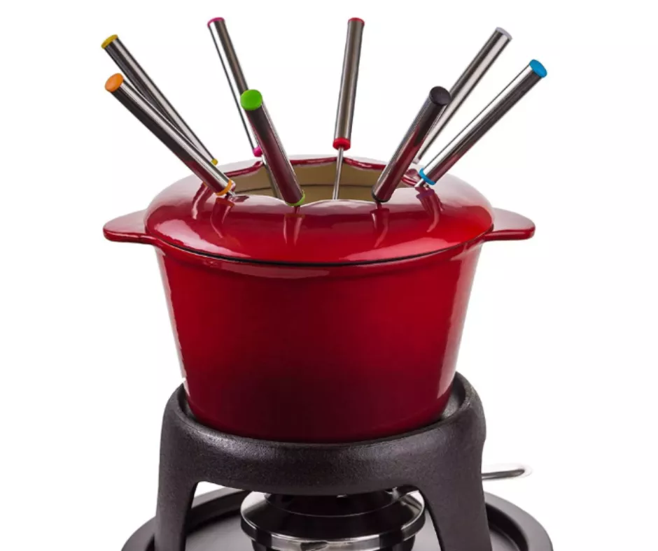 The Ultimate Fondue Recipe: A Deliciously Fun Way to Share a Meal