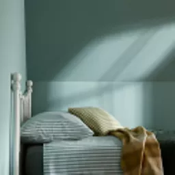 splashing bedroom.webp