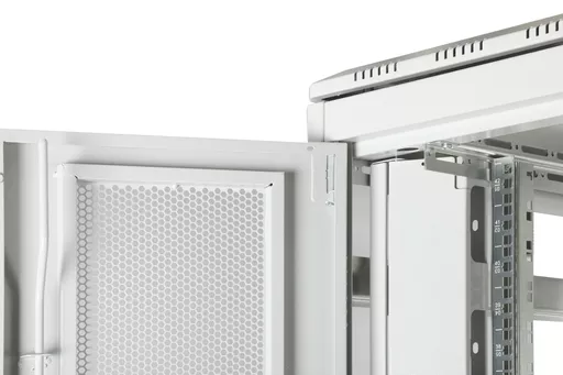 CIZTJnCCQEaFcBGPy-Sjnw.c-r.jpg?