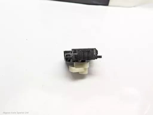 a4131d4f-1ed3-4c91-9e48-014445b5bfec.jpeg?