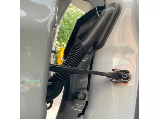 1770647063-15318800.jpg?