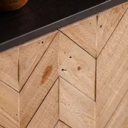 1751712215-89327300.jpg?
