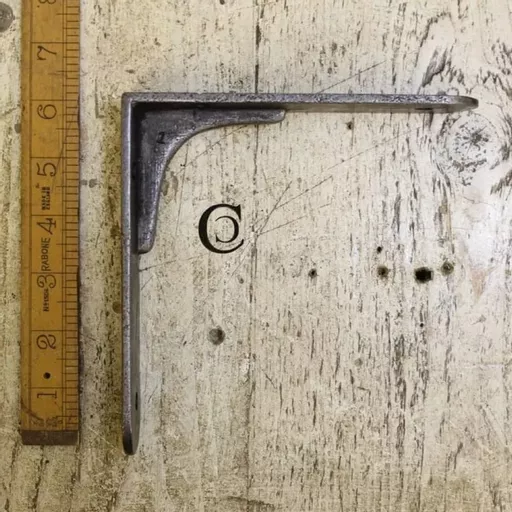 Sheffield Shelf Bracket