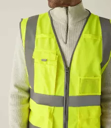 RG464%20YEL%20MODEL%203.jpg?