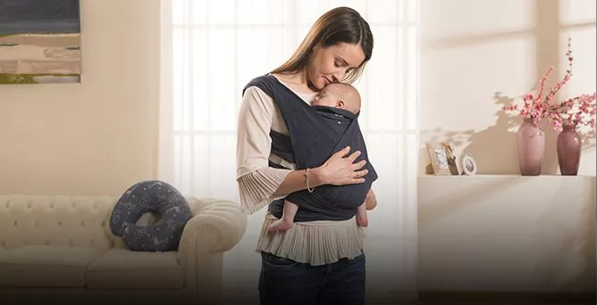 BABYWEARING: 'WEARING YOUR NEWBORN'