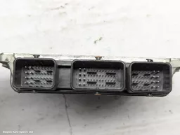 f35b2b01-aa25-4cb4-b4c1-365192104364.jpeg?