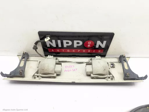 d8854aa5-8ac6-446c-a187-9ae0bd228767.jpeg?