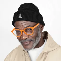 mockup-1759394651733-4-0.png?