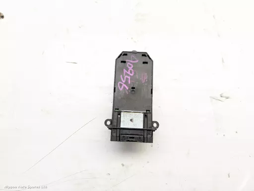 ca226e22-5519-4d4a-bd73-35f80bce2df0.jpeg?