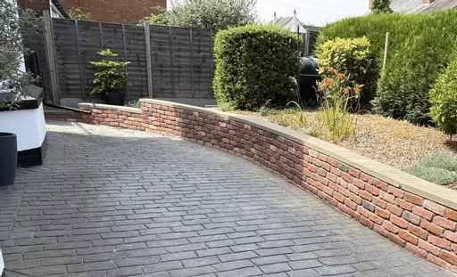 Brick Cladding/ Slips walls 