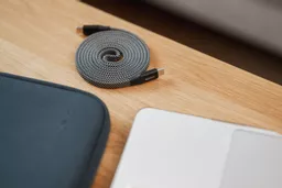 WL9PLdzc80qhlh_5mPLWxw.c-r.jpg?