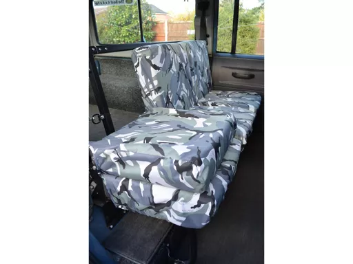 1647514779-08756300.jpg?