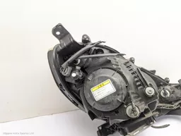 f255e479-8c2e-418e-a240-b5b1efd09c44.jpeg?