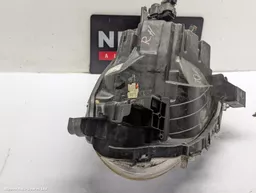 2f2545cf-cc3c-42d3-9616-5361bbafbfc2.jpeg?