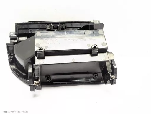 9e828359-e45b-4452-819b-90df162a5450.jpeg?