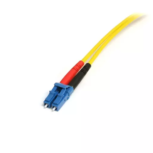 StarTech.com Fiber Optic Cable - Single-Mode Duplex 9/125 - LSZH - LC/SC - 7 m