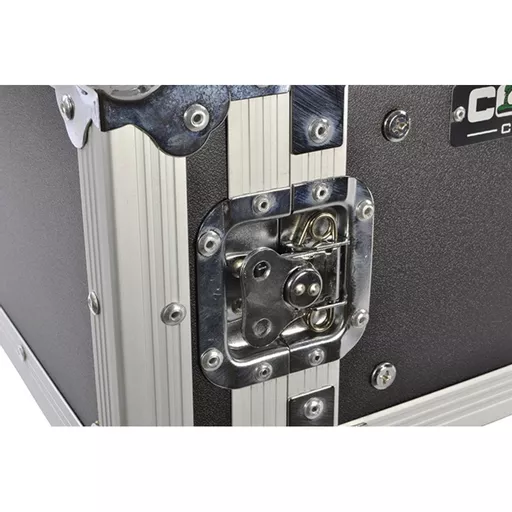 1684840773-13381300.jpg?