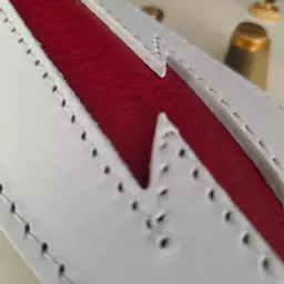 GS77 white red lightning guitar strap Pinegrove 174204.jpg