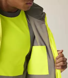 RG556%20YEL%20MODEL%205.jpg?