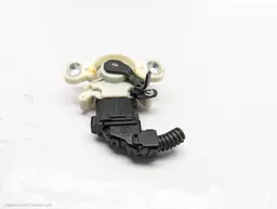 a76b2b18-fe8a-46f1-bed3-d5dc9f8ec171.jpeg?