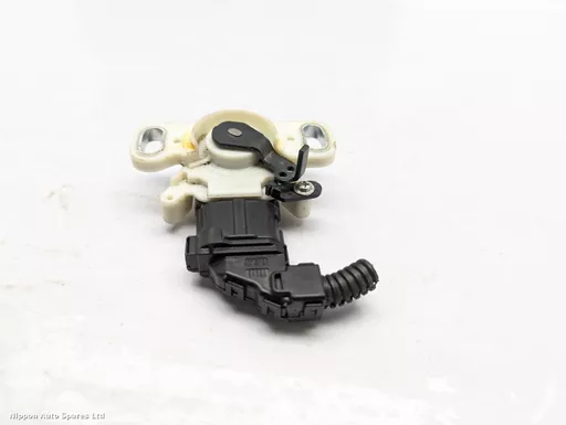 a76b2b18-fe8a-46f1-bed3-d5dc9f8ec171.jpeg?