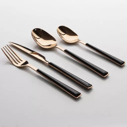 16 Piece Cutlery Set