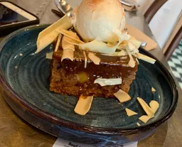 Brown-Butter-Apple-Pudding_600x485.png?