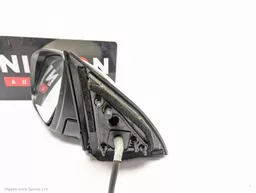 c7387f66-2726-4f7d-ac3d-409a8a795031.jpeg?