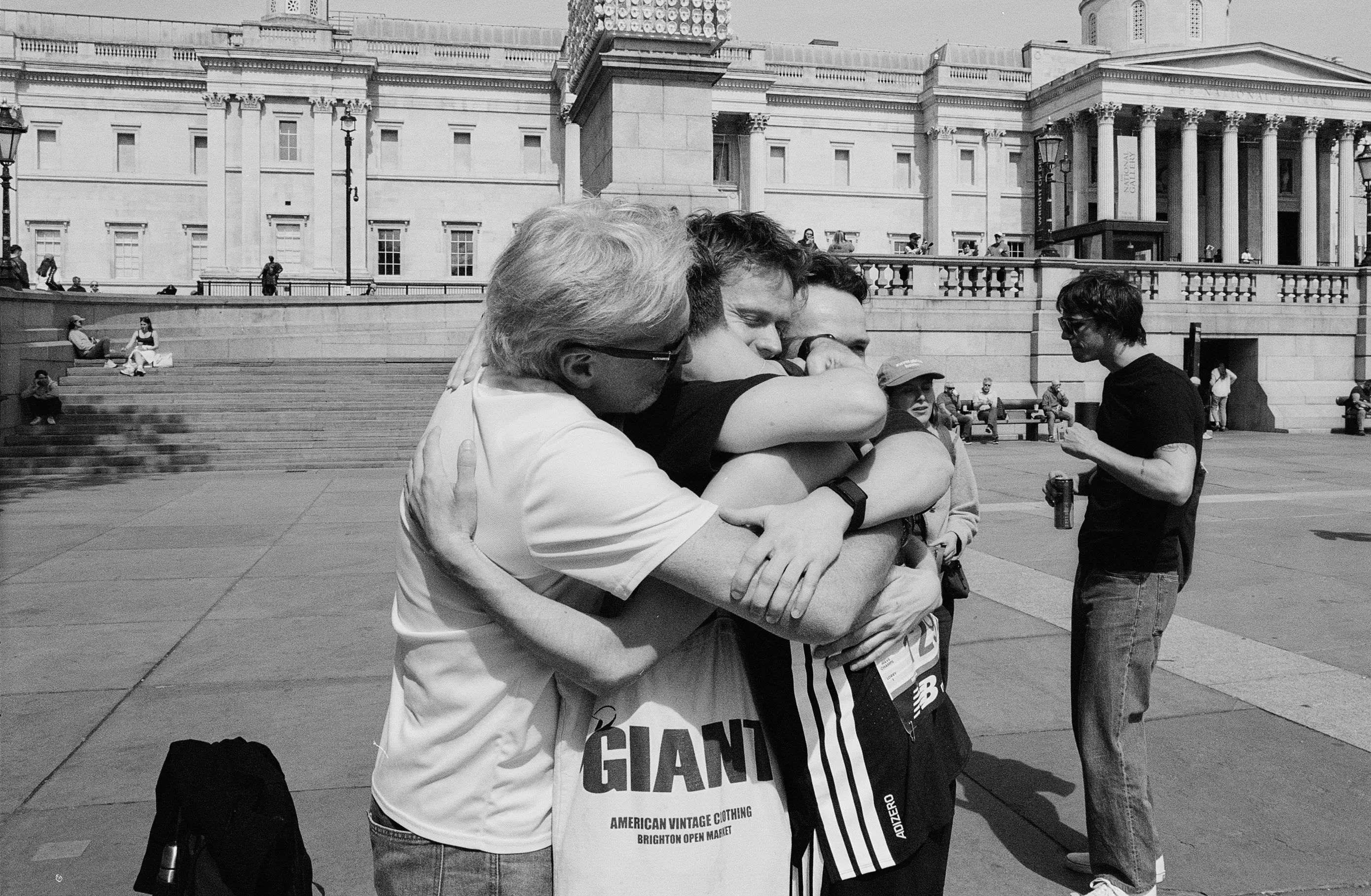 Family reunite for the first time post London Marathon 2026, and hug it out