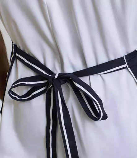 PR110%20NV_WH%20MODEL%203.jpg?