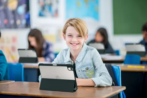 oqoD9ExeaEmKmYsWzmlgzQ.c-r.jpg?