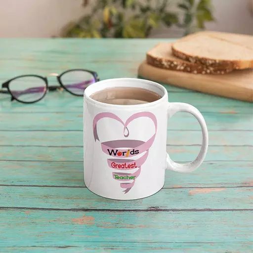 worlds greatest teacher mug gift for teachers. custom name keepsake