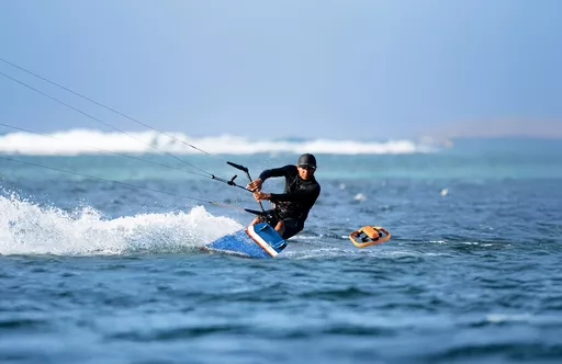 fUV6LTXI9Uy4HX9gavnt7g.c-r.jpg?