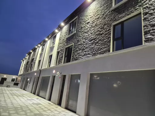 FS Natural Kilkenny Limestone 8