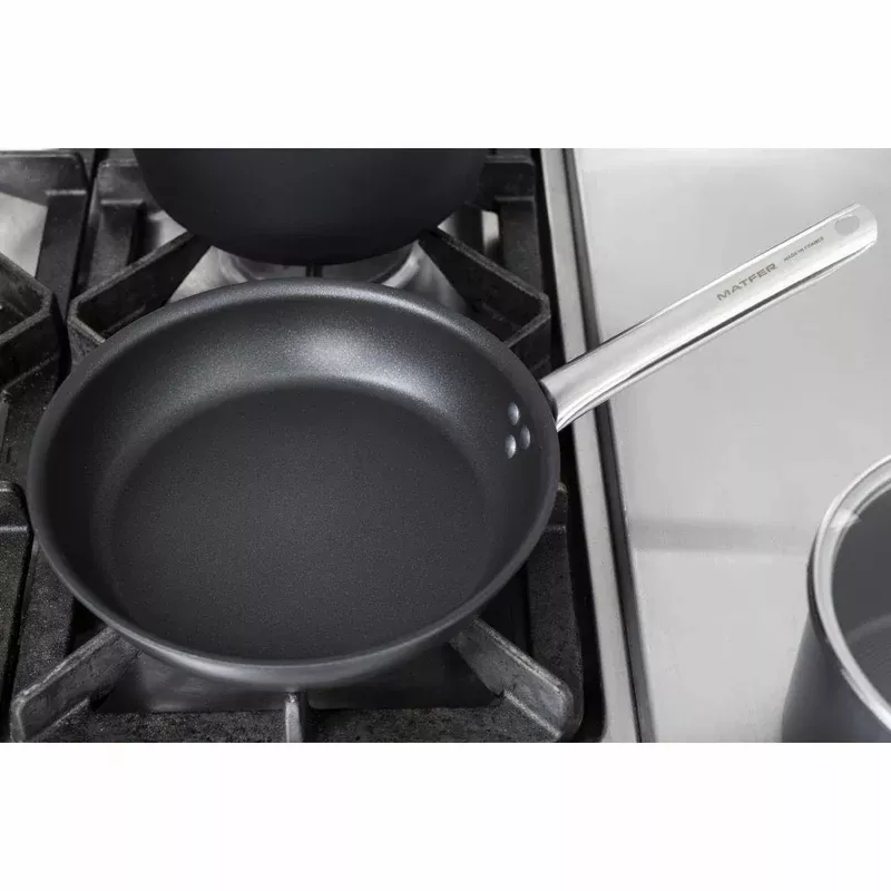 NON STICK COOKWARE
