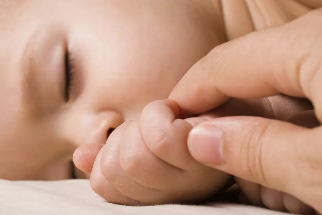 BABY NAPPING - HOW TO MANAGE DAYTIME NAPS AND A GOOD NIGHT'S SLEEP FOR YOUR BABY