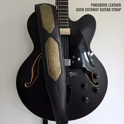 GS59 black gold croc guitar strap 5 ANNO.jpg
