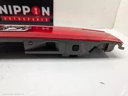 f59cb8f5-6b8b-4641-b104-ac5a2a6632c3.jpeg?