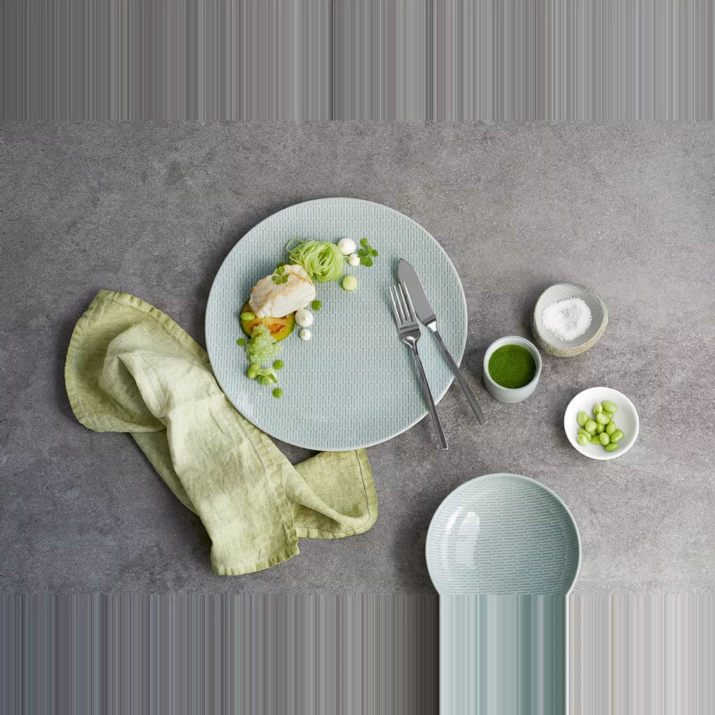 GLOW SEA