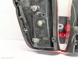 0f9de01a-dffe-45f3-a40b-054ff800f5bf.jpeg?