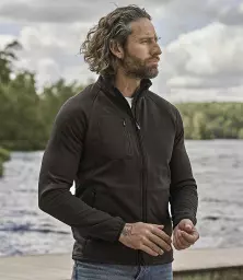 T9100%20DGY%20MODEL%201%20HERO.jpg?