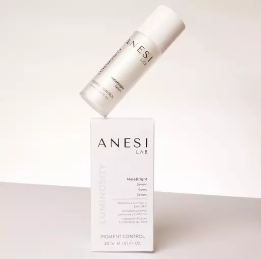 3799 Mela Bright Serum (3).png