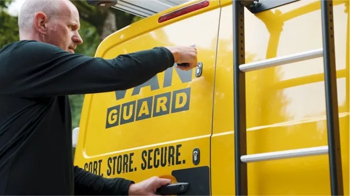 1738849424-08385700 (1).jpg