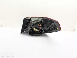7a13495c-0778-435f-ad05-3fc0a2c963af.jpeg?