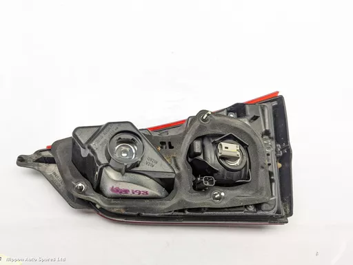 b6b4a11d-9b60-4229-9a64-40dc72827020.jpeg?