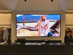 led-indoor-15.jpg