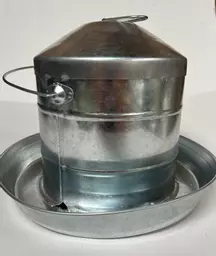 8 litre galvanised bung drinker 3