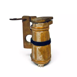 Wooden Tankard with lid 2.jpg