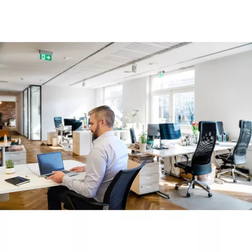 r23Xuj9maEmfuu1Hn_8d6A.c-r.jpg?